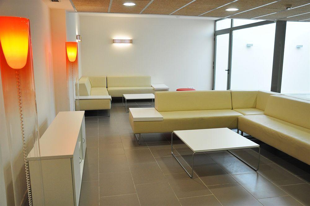 Residencia Universitaria Resa Manuel Agud Querol San Sebastián Exterior foto
