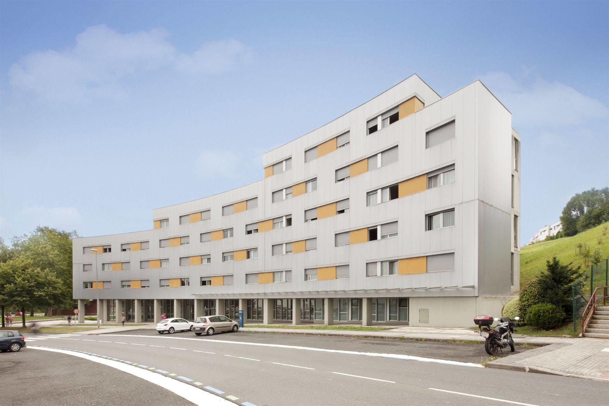 Residencia Universitaria Resa Manuel Agud Querol San Sebastián Exterior foto